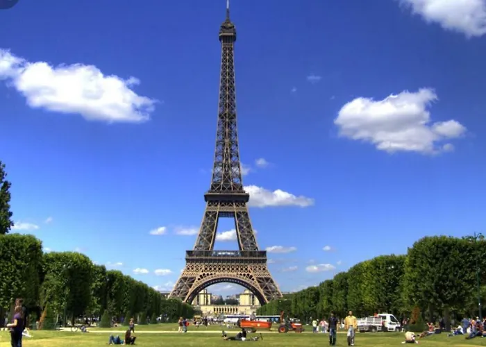 Parisian Forest Cesson
